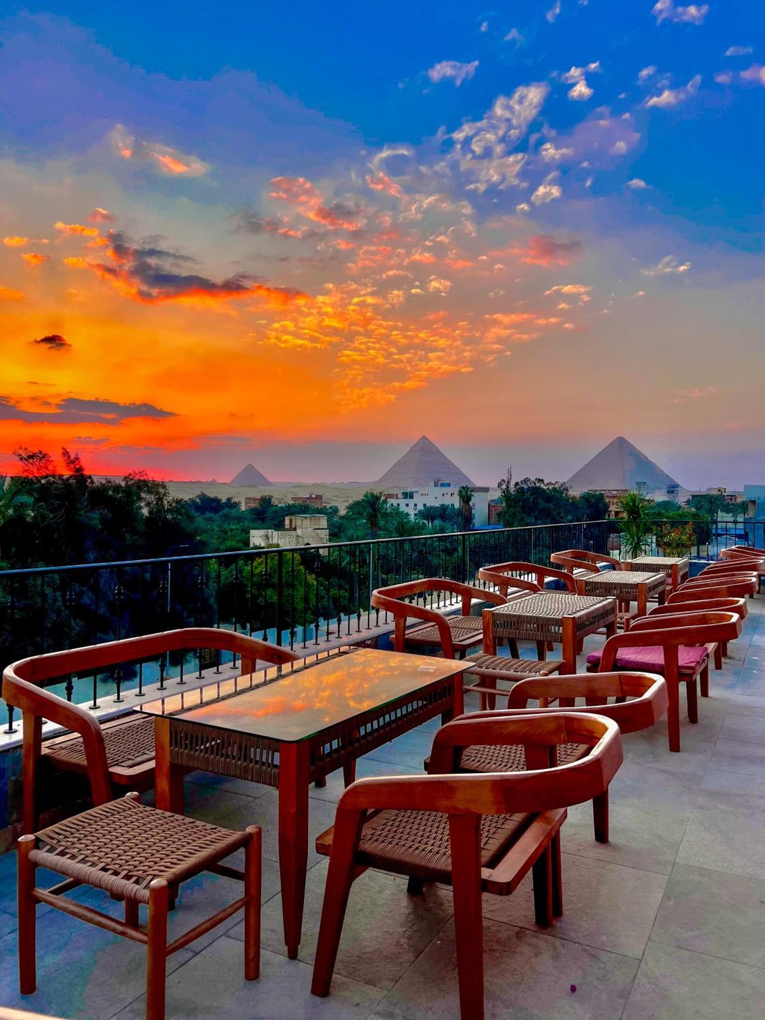 Almas Pyramids View Hotel Kafrat al Jabal Exterior foto
